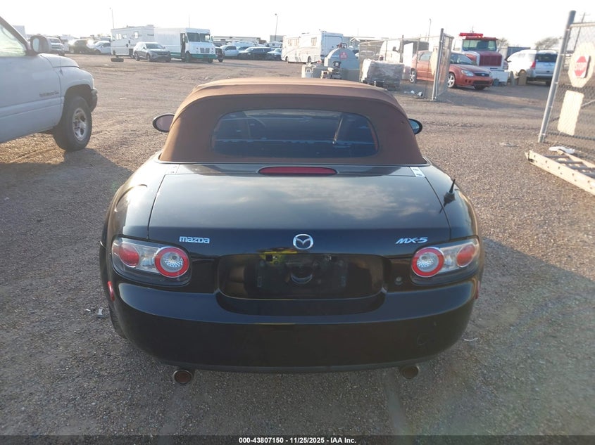2007 Mazda Mx-5 Grand Touring VIN: JM1NC25F670129182 Lot: 43807150