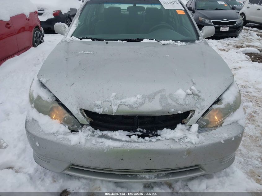 2005 Toyota Camry Le VIN: 4T1BE32K55U404322 Lot: 43807153