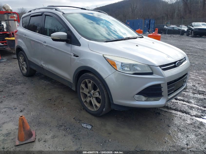 FORD ESCAPE TITANIUM