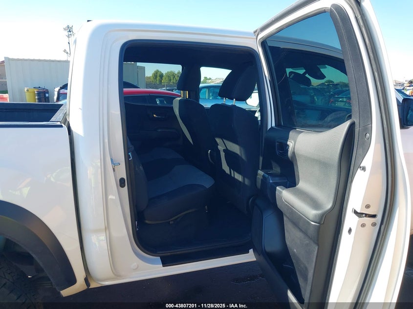 2021 Toyota Tacoma Trd Off-Road VIN: 3TMCZ5AN8MM409800 Lot: 43807201