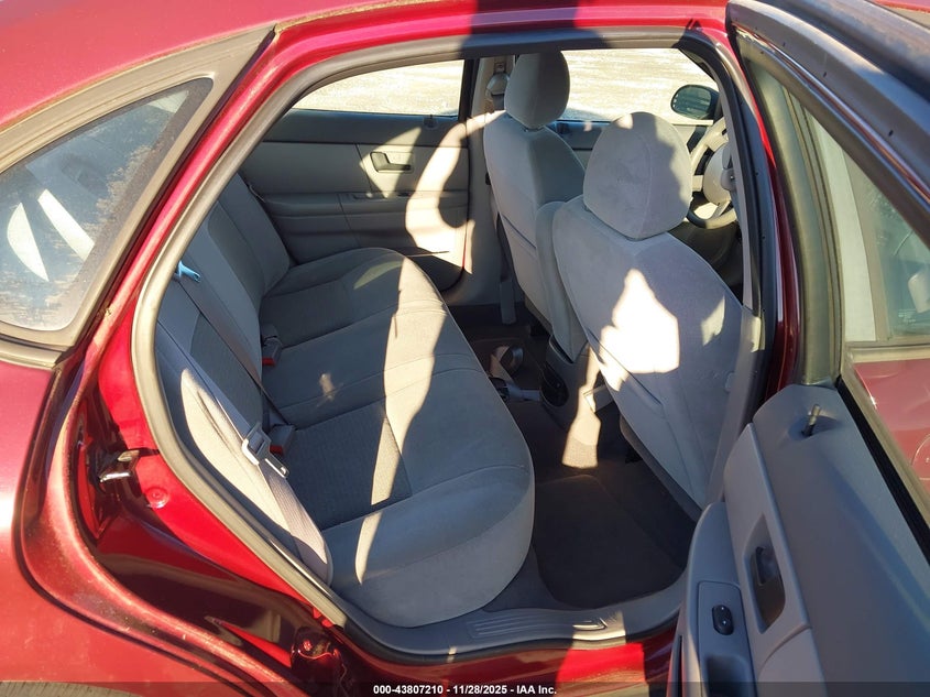 2004 Ford Taurus Se VIN: 1FAFP53UX4A212816 Lot: 43807210