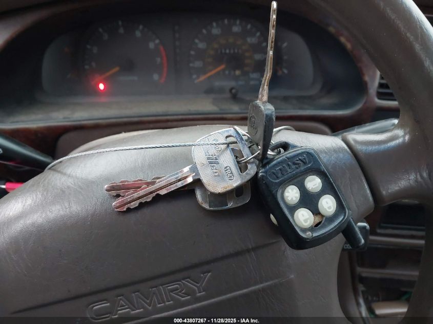 1996 Toyota Camry Le/Xle/Se VIN: 4T1BF12KXTU126404 Lot: 43807267