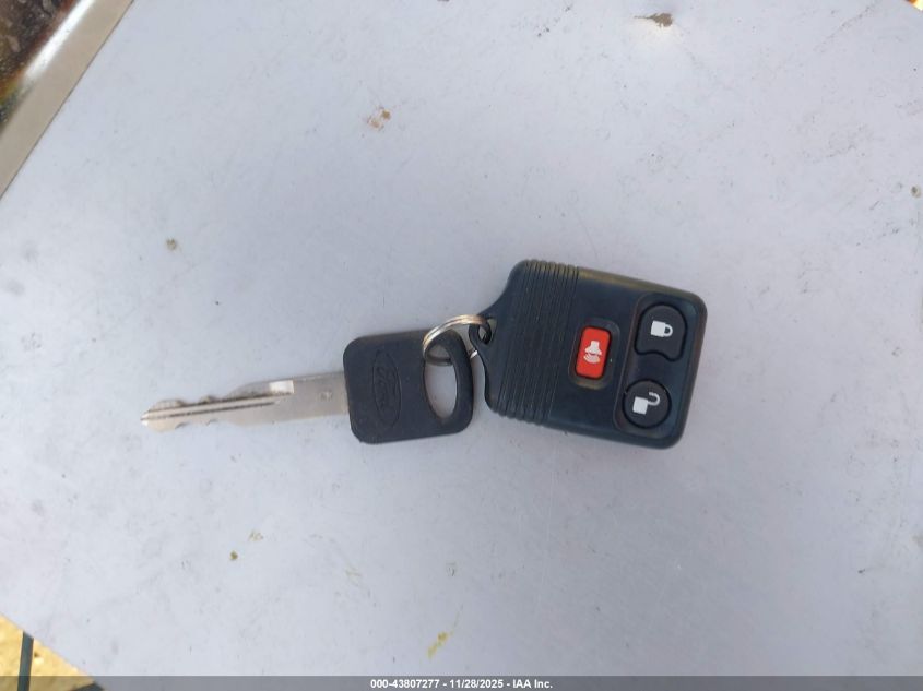 2003 Ford F-250 Lariat/Xl/Xlt VIN: 1FTNX21S03EB70265 Lot: 43807277