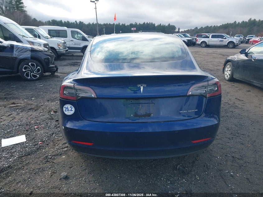 2018 Tesla Model 3 Long Range/Performance VIN: 5YJ3E1EB5JF064438 Lot: 43807308