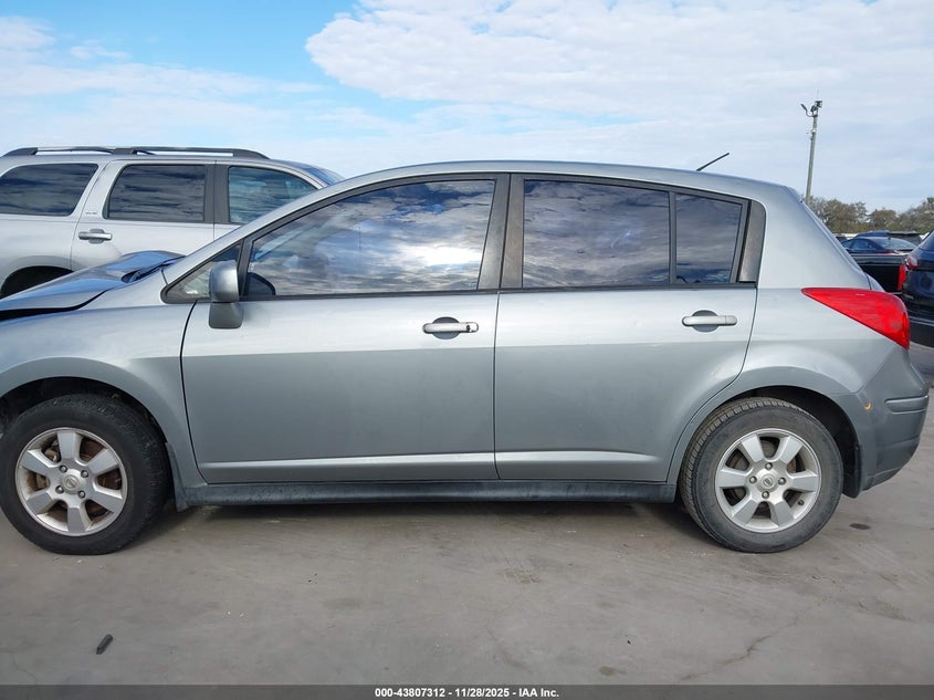 2009 Nissan Versa 1.8Sl VIN: 3N1BC13E39L419153 Lot: 43807312