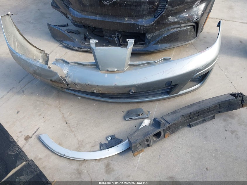 2009 Nissan Versa 1.8Sl VIN: 3N1BC13E39L419153 Lot: 43807312