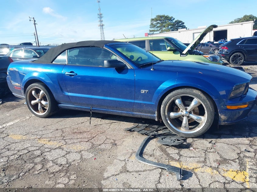 2008 Ford Mustang Gt Deluxe/Gt Premium VIN: 1ZVHT85H285179760 Lot: 43807379