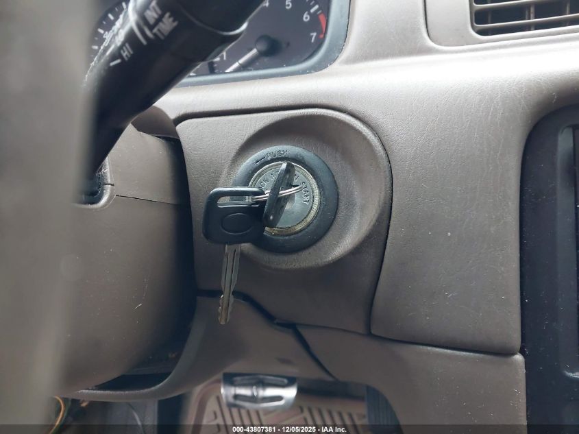 1999 Toyota Camry Le VIN: 4T1BG22K8XU878594 Lot: 43807381