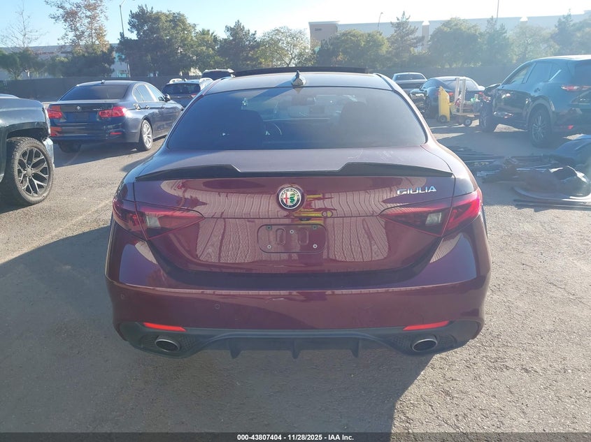 2018 Alfa Romeo Giulia Ti Sport Rwd VIN: ZARFAECN3J7599020 Lot: 43807404