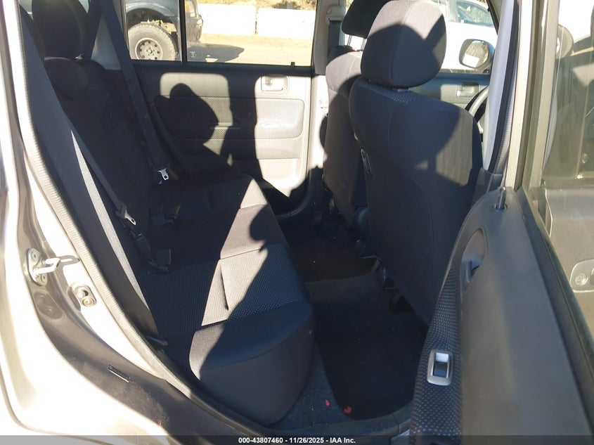 2005 Scion Xb VIN: JTLKT324050217707 Lot: 43807460