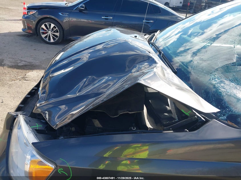 2020 Dodge Grand Caravan Sxt VIN: 2C4RDGCG2LR194134 Lot: 43807491