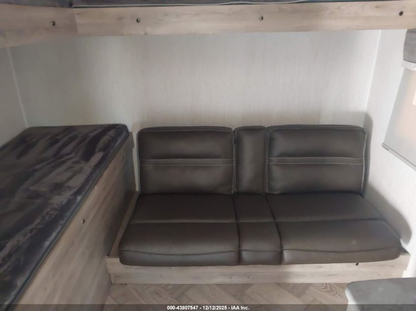 2021 Forest River Palomino Puma VIN: 5ZT2PUTBXM4012212 Lot: 43807547