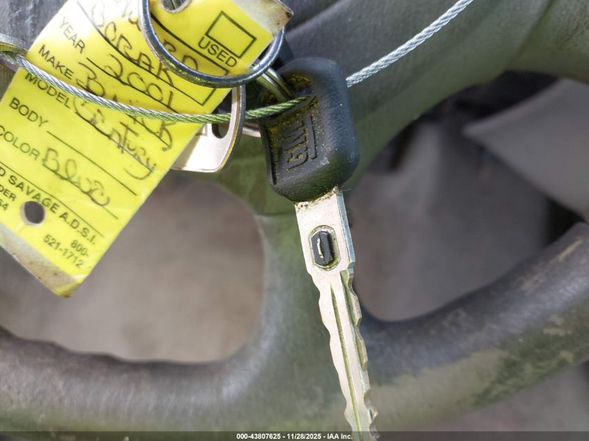 2001 Buick Century Custom VIN: 2G4WS52J411136723 Lot: 43807625