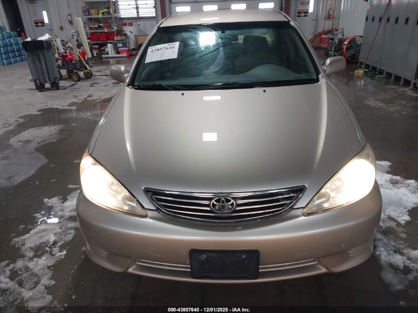 2005 Toyota Camry Le VIN: 4T1BE32K15U419724 Lot: 43807640