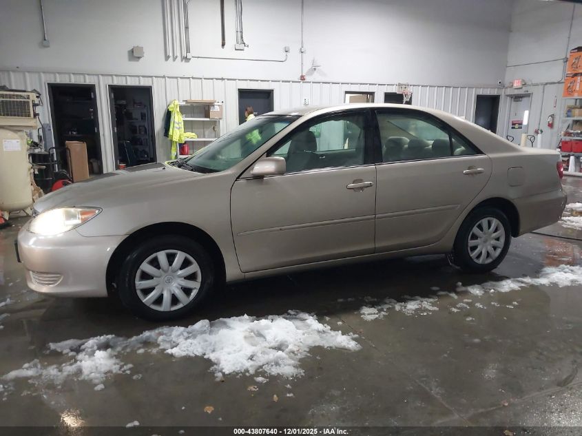 2005 Toyota Camry Le VIN: 4T1BE32K15U419724 Lot: 43807640