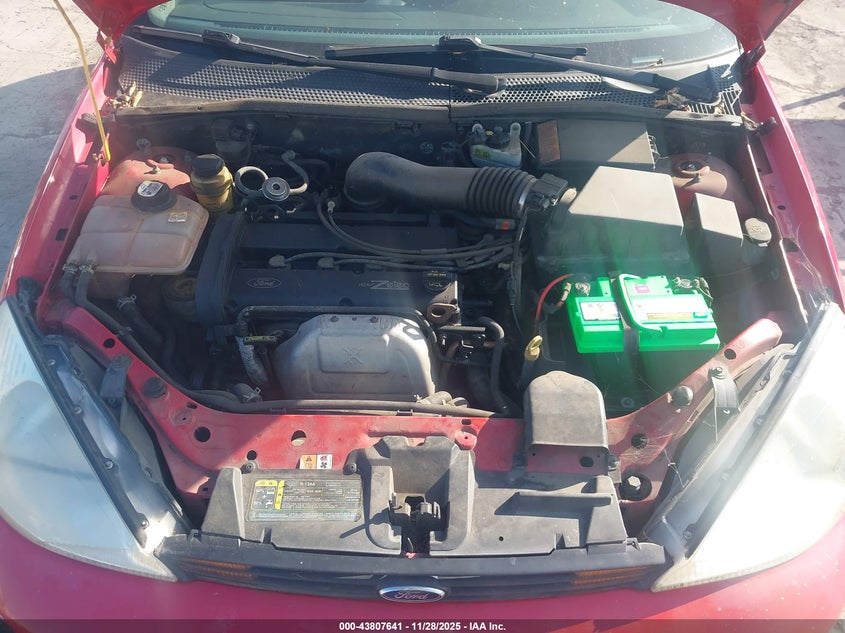 2002 Ford Focus Zx5 VIN: 3FAFP37352R139721 Lot: 43807641