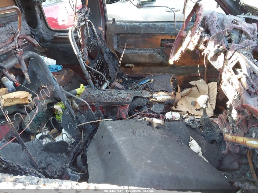 1991 Isuzu Conventional Space Cab