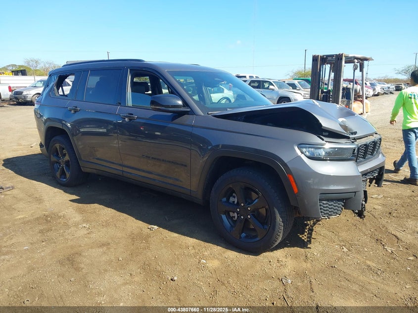 JEEP GRAND CHEROKEE ALTITUDE 4X2