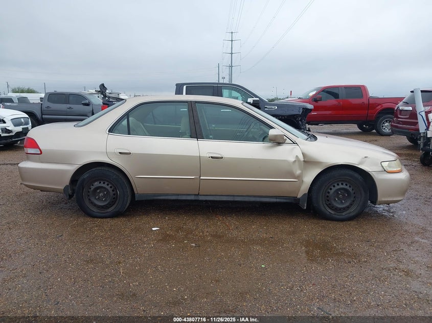 2001 Honda Accord 2.3 Lx VIN: 1HGCG56451A110667 Lot: 43807716