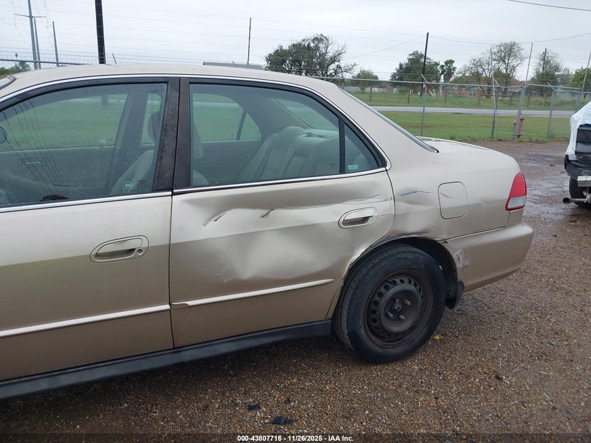 2001 Honda Accord 2.3 Lx VIN: 1HGCG56451A110667 Lot: 43807716