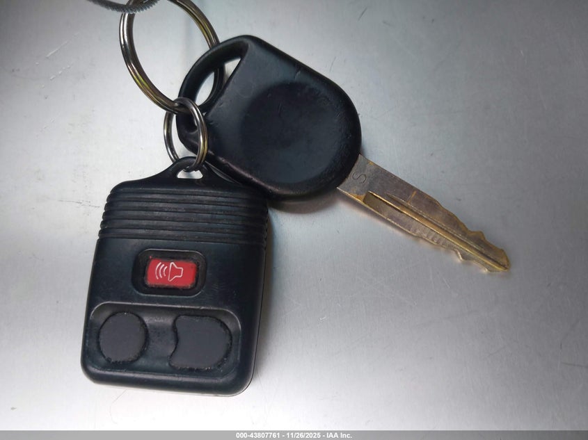 2007 Ford Explorer Sport Trac Xlt VIN: 1FMEU51K27UA21194 Lot: 43807761