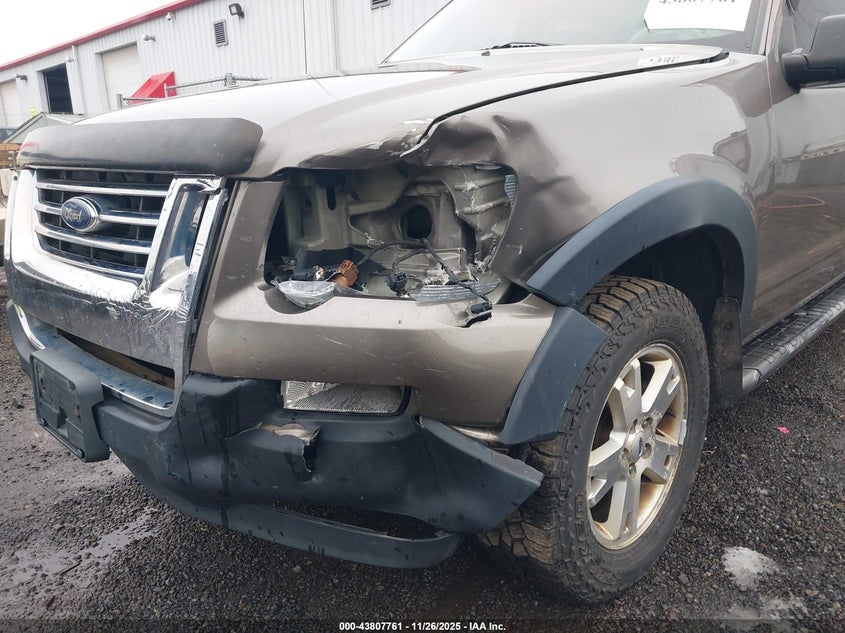 2007 Ford Explorer Sport Trac Xlt VIN: 1FMEU51K27UA21194 Lot: 43807761