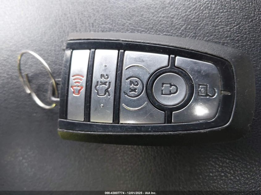 2017 Ford Edge Titanium VIN: 2FMPK4K9XHBC58110 Lot: 43807774