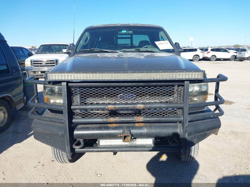 2003 Ford F-250 Lariat/Xl/Xlt VIN: 1FTNW21F33EA06000 Lot: 43807778