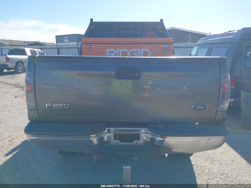 2003 Ford F-250 Lariat/Xl/Xlt VIN: 1FTNW21F33EA06000 Lot: 43807778