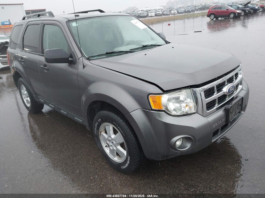 FORD ESCAPE XLT