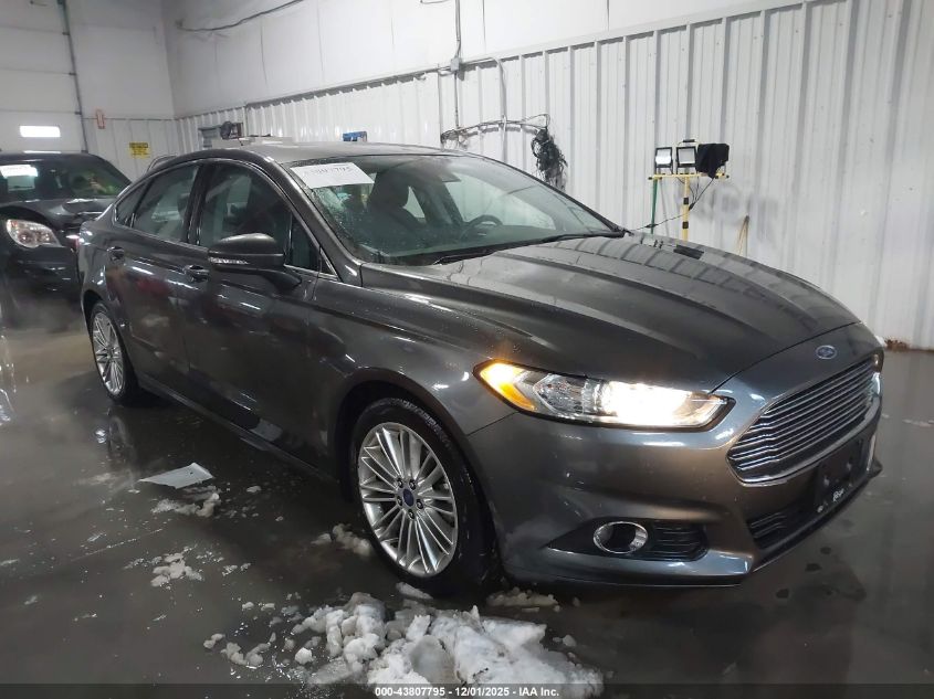 FORD FUSION SE