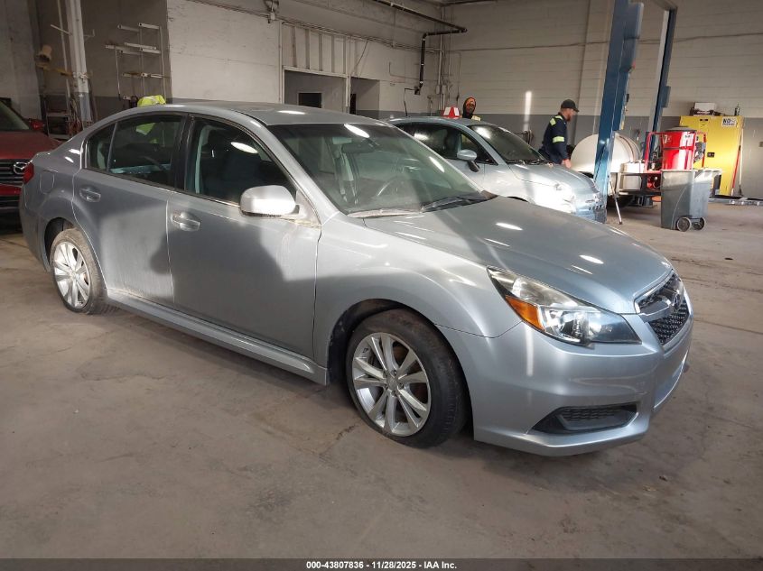 SUBARU LEGACY 2.5I PREMIUM