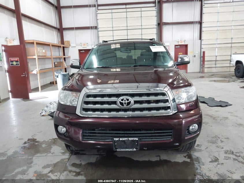 2014 Toyota Sequoia Limited 5.7L V8 VIN: 05TDJY5G18ES09981 Lot: 43807847