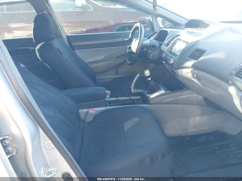 1HGFA15598L015724 2008 HONDA CIVIC photo no. 5