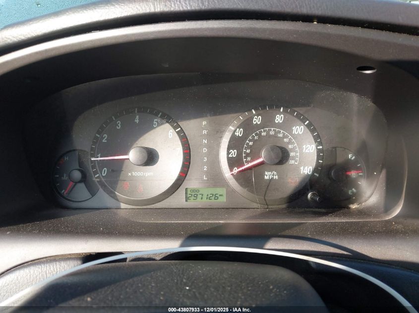 2005 Hyundai Elantra Gls/Gt VIN: KMHDN46DX5U983981 Lot: 43807933