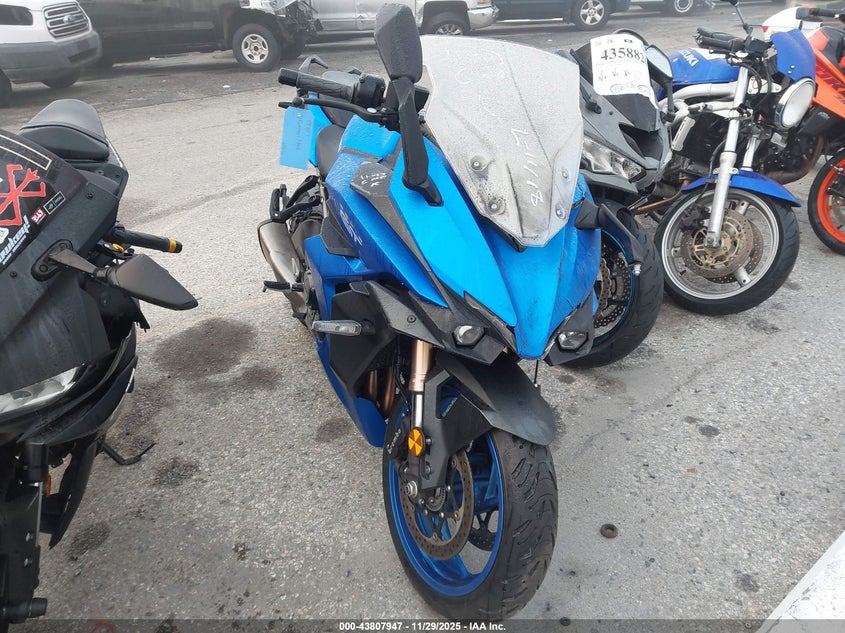 2023 Suzuki Gsx1000 Gt/Gt+