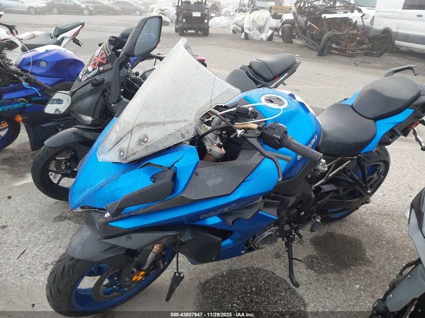 2023 Suzuki Gsx1000 Gt/Gt+