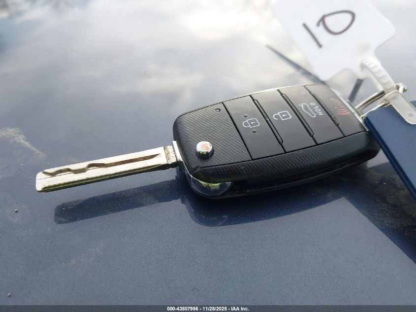 2015 Kia Optima Lx VIN: 5XXGM4A71FG481700 Lot: 43807956