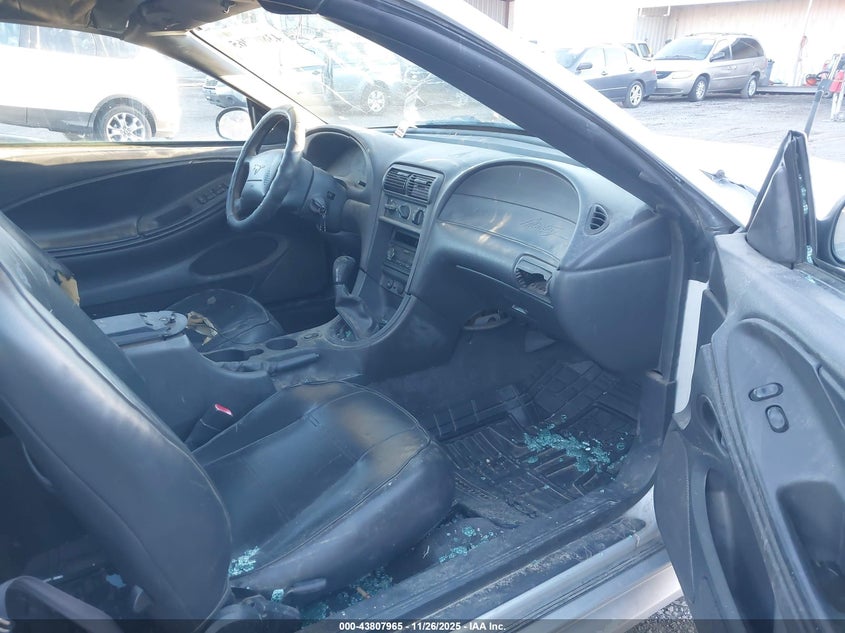 1FAFP44442F223979 2002 FORD MUSTANG photo no. 5