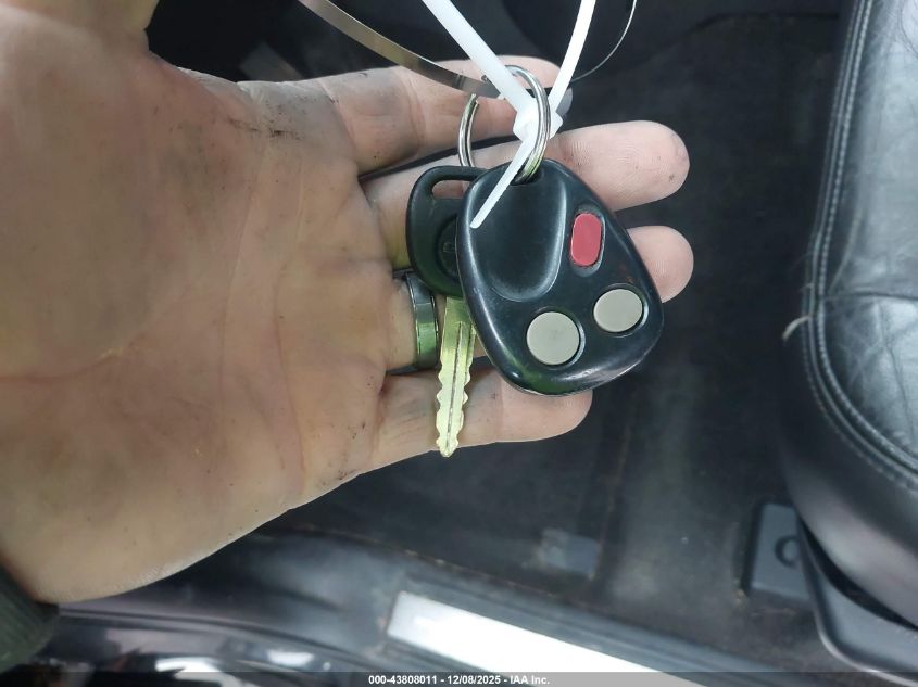 2008 GMC Envoy Slt VIN: 1GKDS13SX82142066 Lot: 43808011