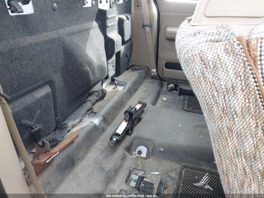 2007 Ford F-150 Stx/Xl/Xlt VIN: 1FTRX12W07NA38044 Lot: 43808055