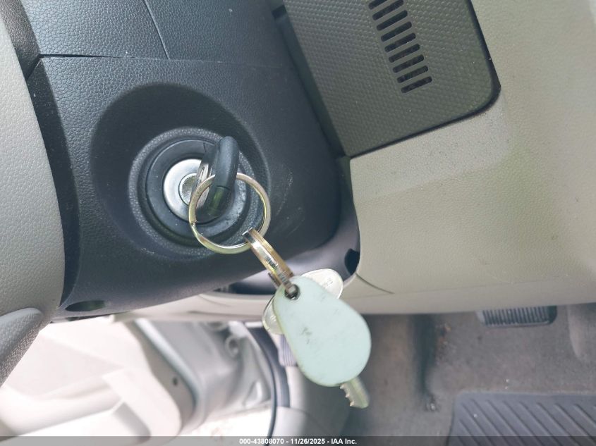 2008 Ford Escape Xls/Xls Manual VIN: 1FMCU02Z18KC94212 Lot: 43808070