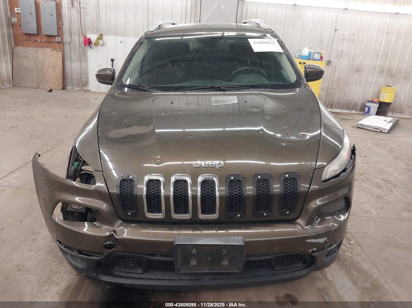 2014 Jeep Cherokee Latitude VIN: 1C4PJLCB4EW261694 Lot: 43808098