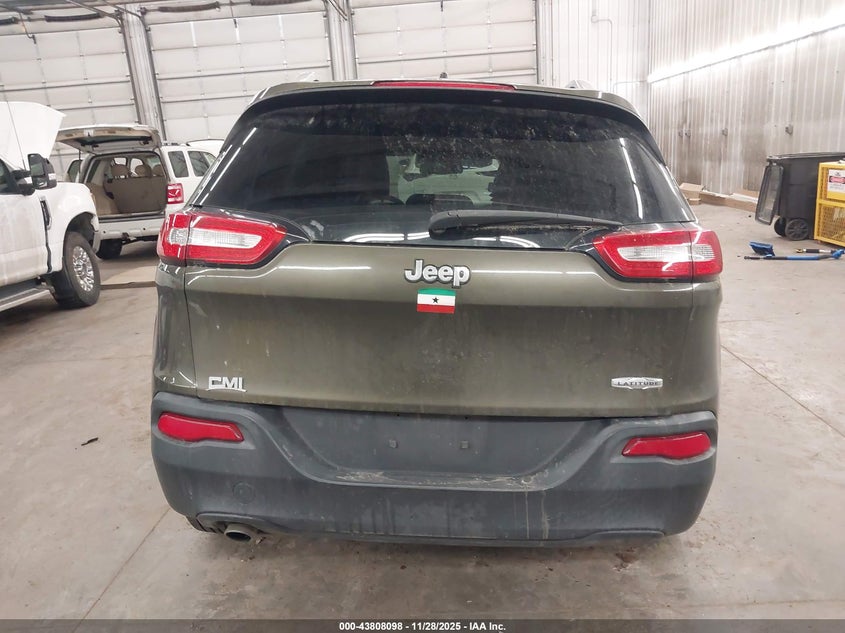 2014 Jeep Cherokee Latitude VIN: 1C4PJLCB4EW261694 Lot: 43808098