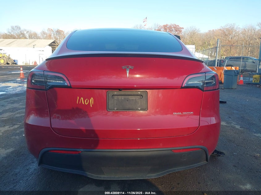 2022 Tesla Model Y Performance Dual Motor All-Wheel Drive VIN: 7SAYGDEF7NF376953 Lot: 43808114