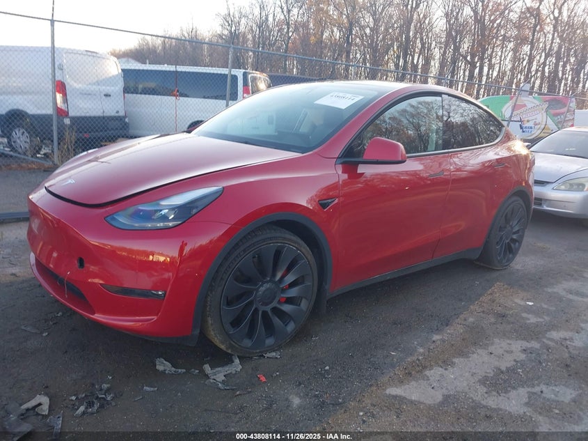 7SAYGDEF7NF376953 2022 TESLA MODEL Y photo no. 2
