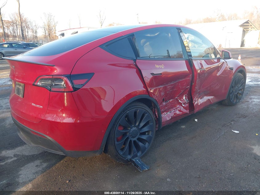 7SAYGDEF7NF376953 2022 TESLA MODEL Y photo no. 4