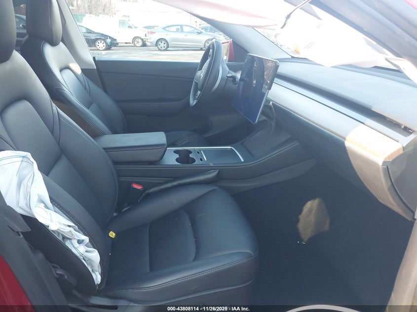 7SAYGDEF7NF376953 2022 TESLA MODEL Y photo no. 5