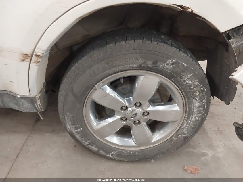 1FMCU94GX9KA49894 2009 FORD ESCAPE photo no. 12