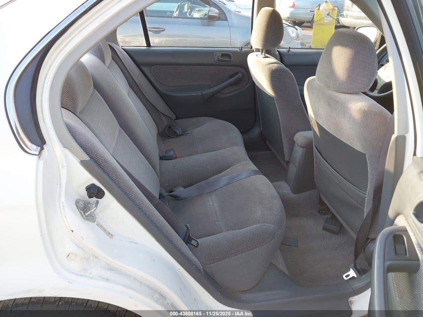 1998 Honda Civic Lx VIN: 2HGEJ6679WH612651 Lot: 43808165